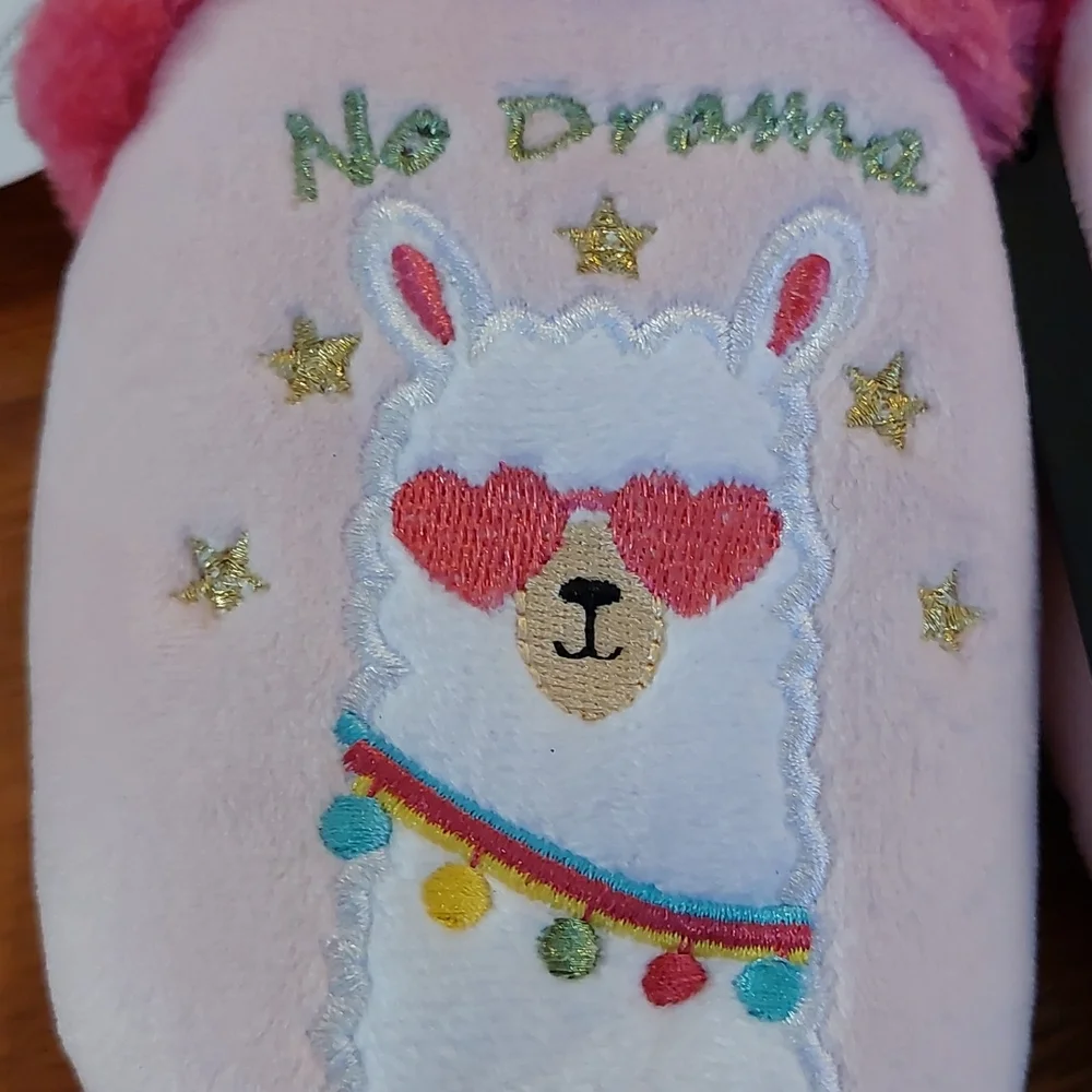 Wonder Nation Girl Slippers - Picture 6 of 9